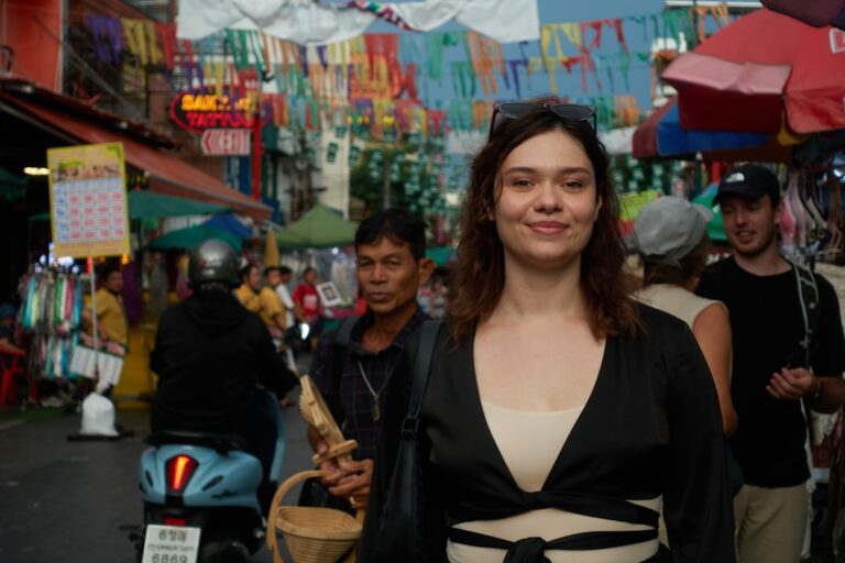 Cultural Immersion: Connecting with Locals While Traveling Abroad